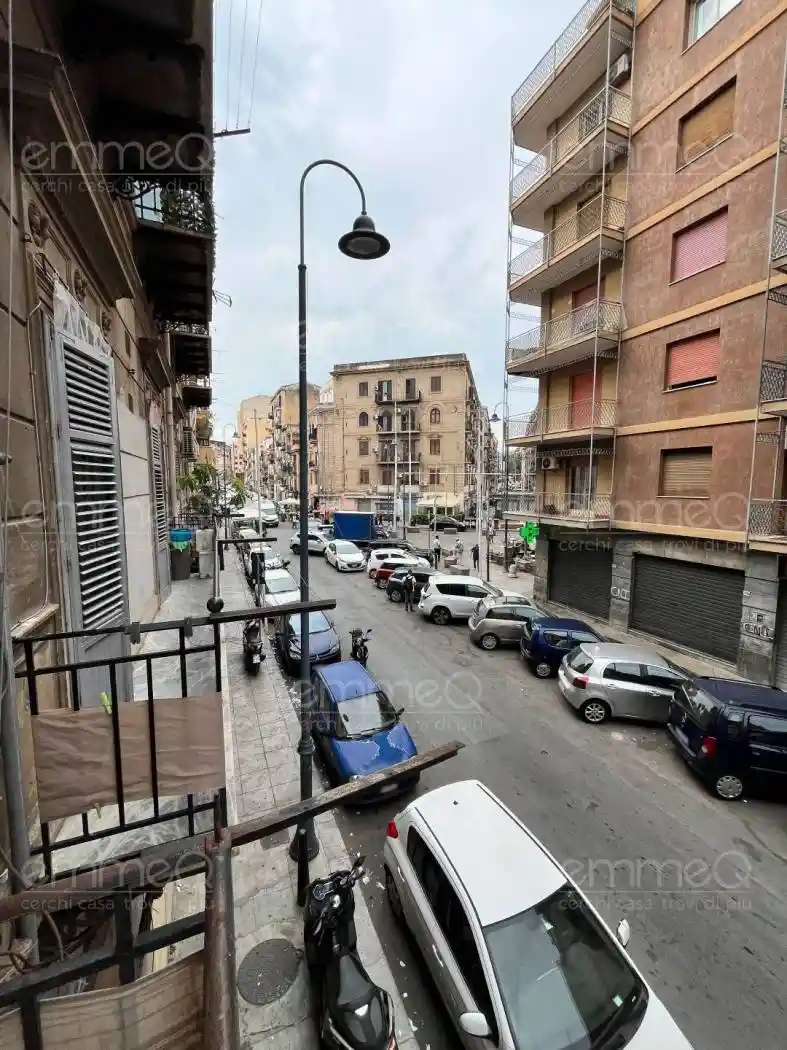 Appartamento in vendita a Palermo