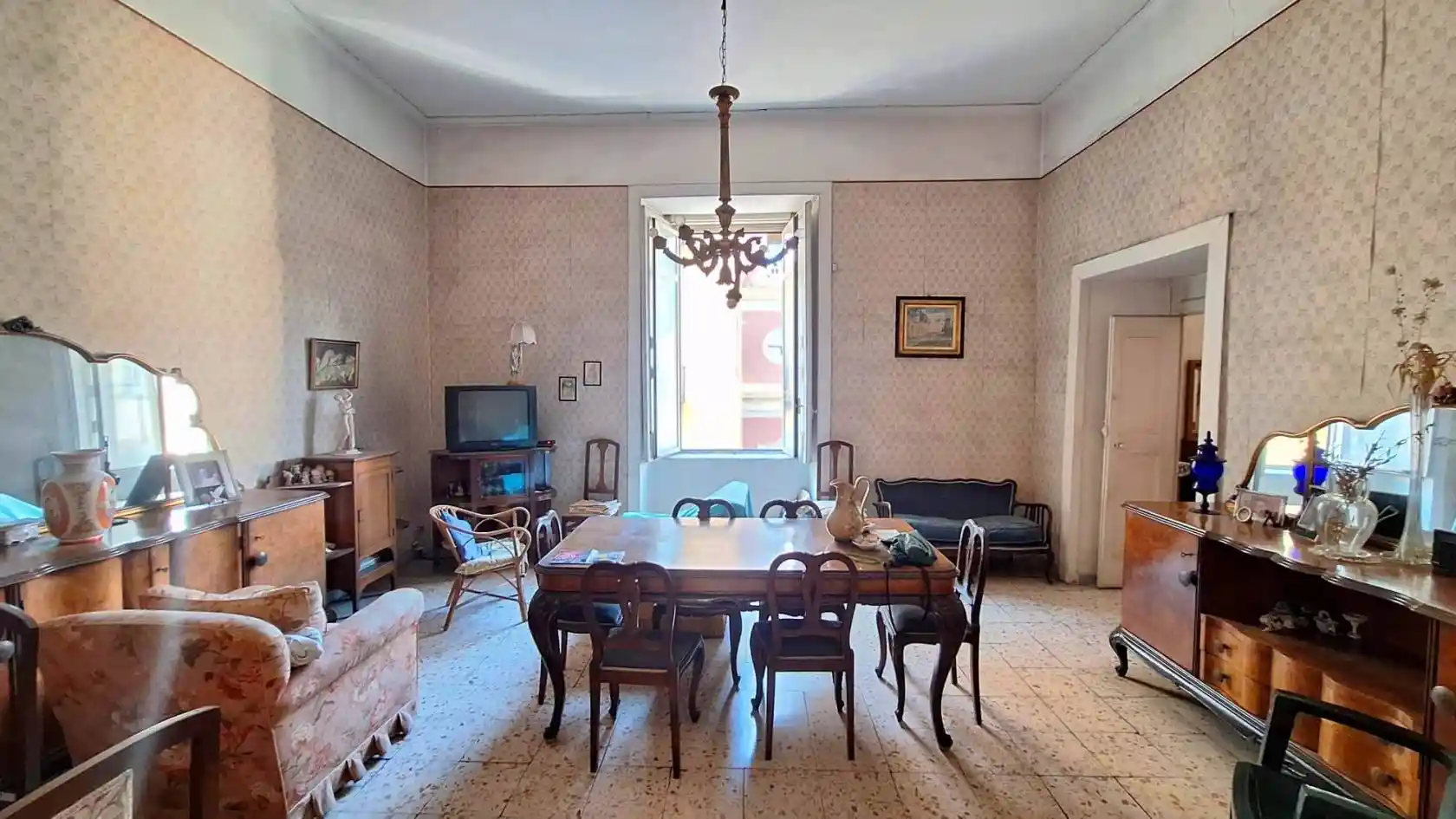 Appartamento in vendita a Napoli