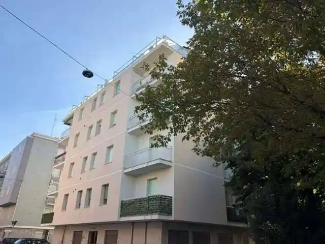 Appartamento in vendita a Modena