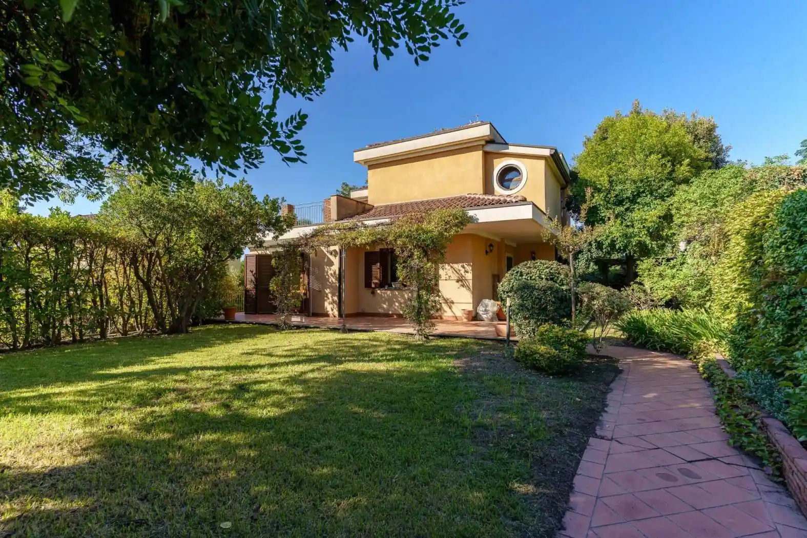 Villa in vendita a Trecastagni