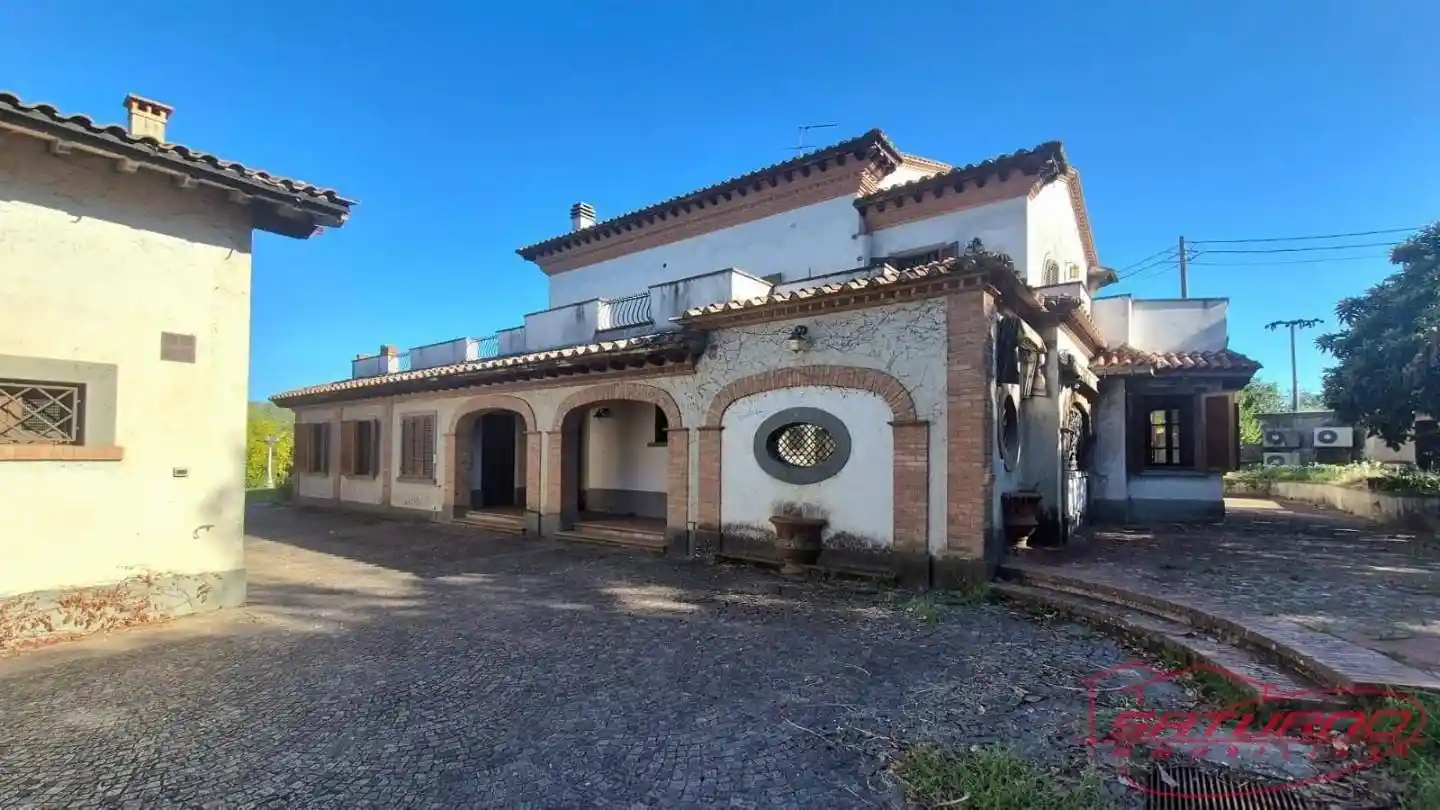 Villa in vendita a Montecarlo