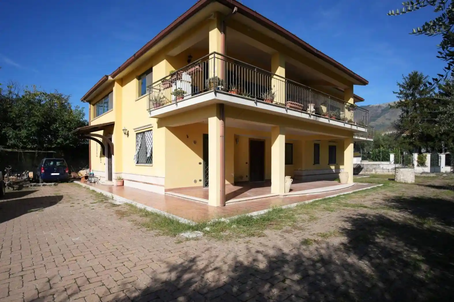 Villa in vendita a Cervaro
