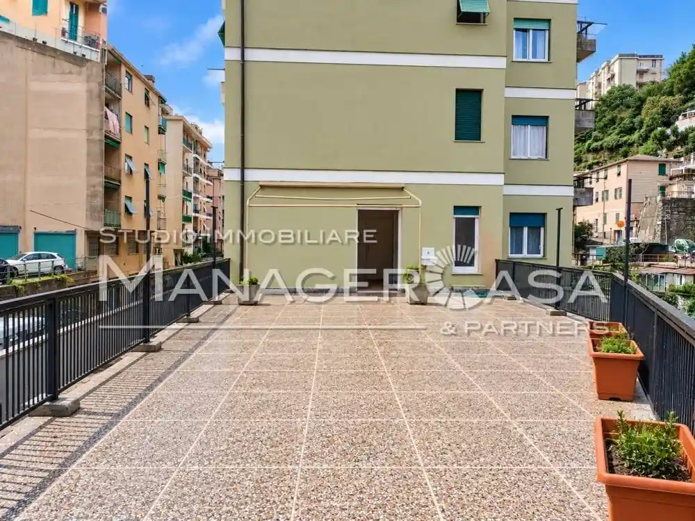 Appartamento in vendita a Genova