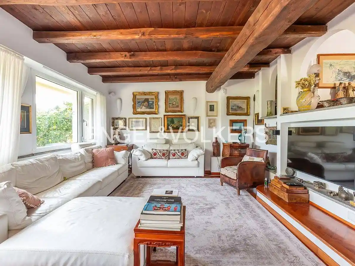 Villa in vendita a Trevignano Romano