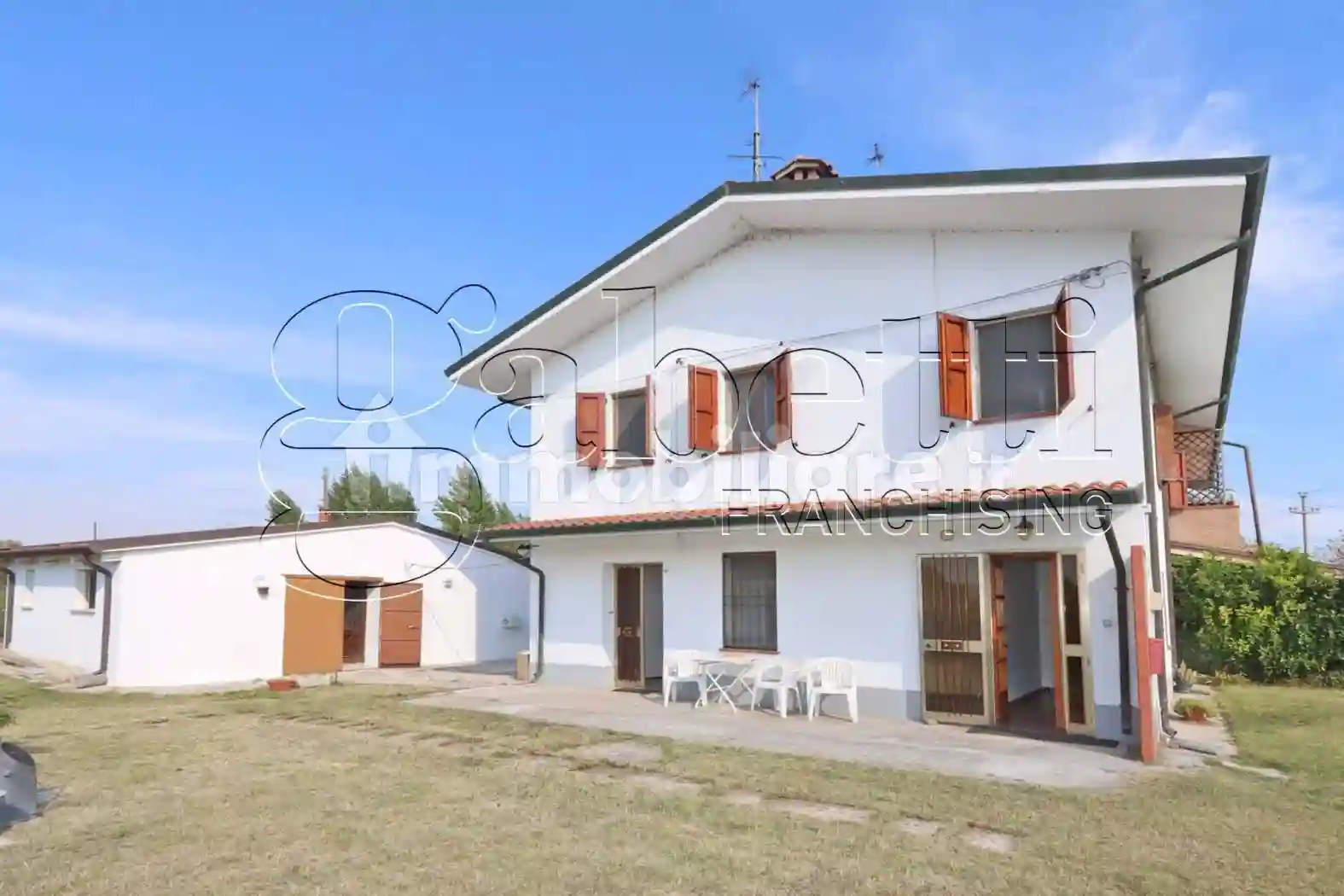Villa - foto 2