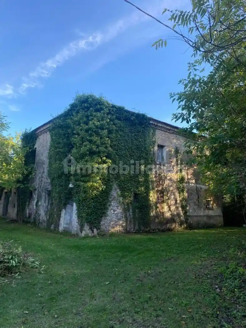 Rustico - Casale in vendita a Pignataro Interamna