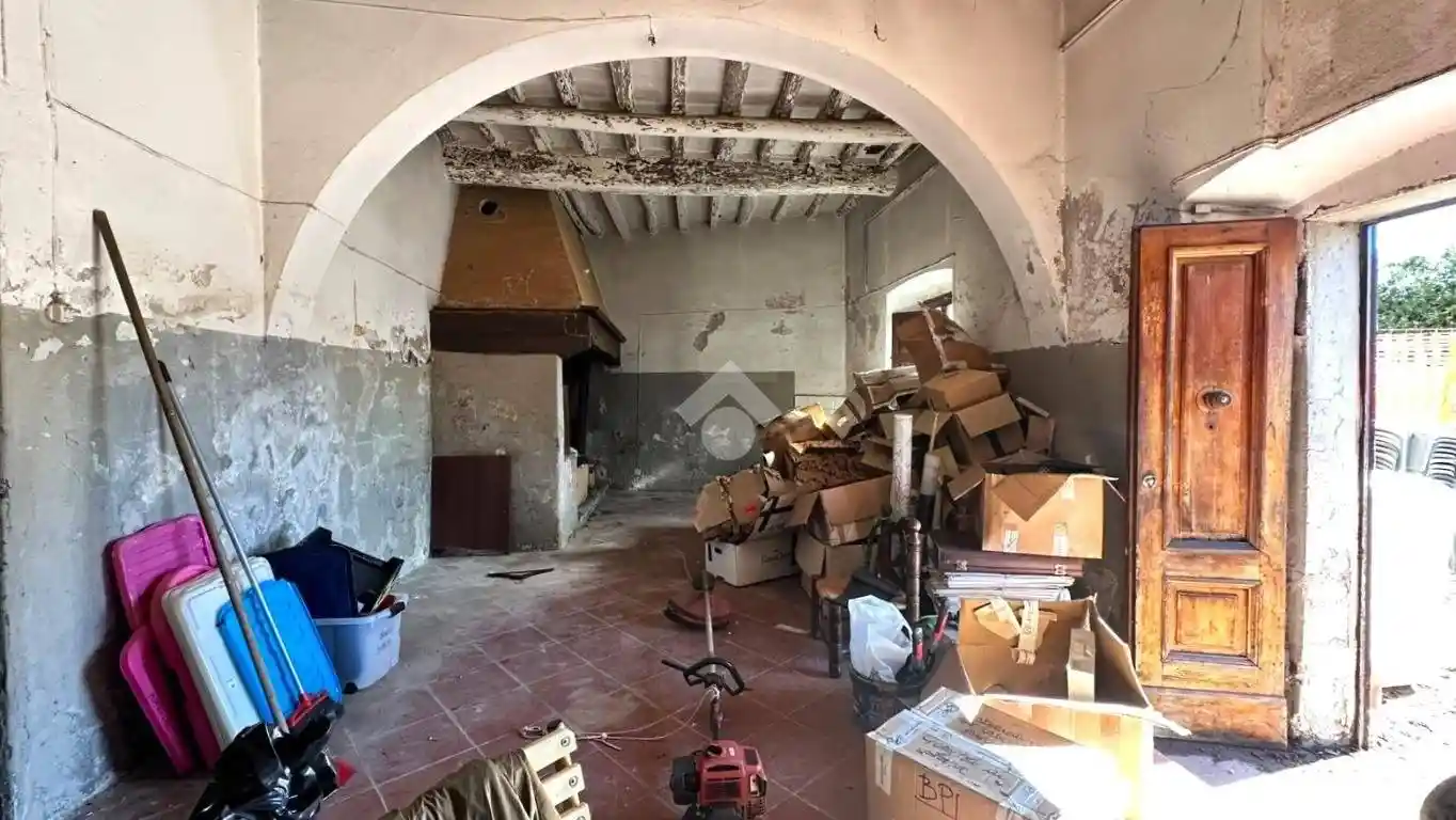 Casa indipendente in vendita a Pistoia