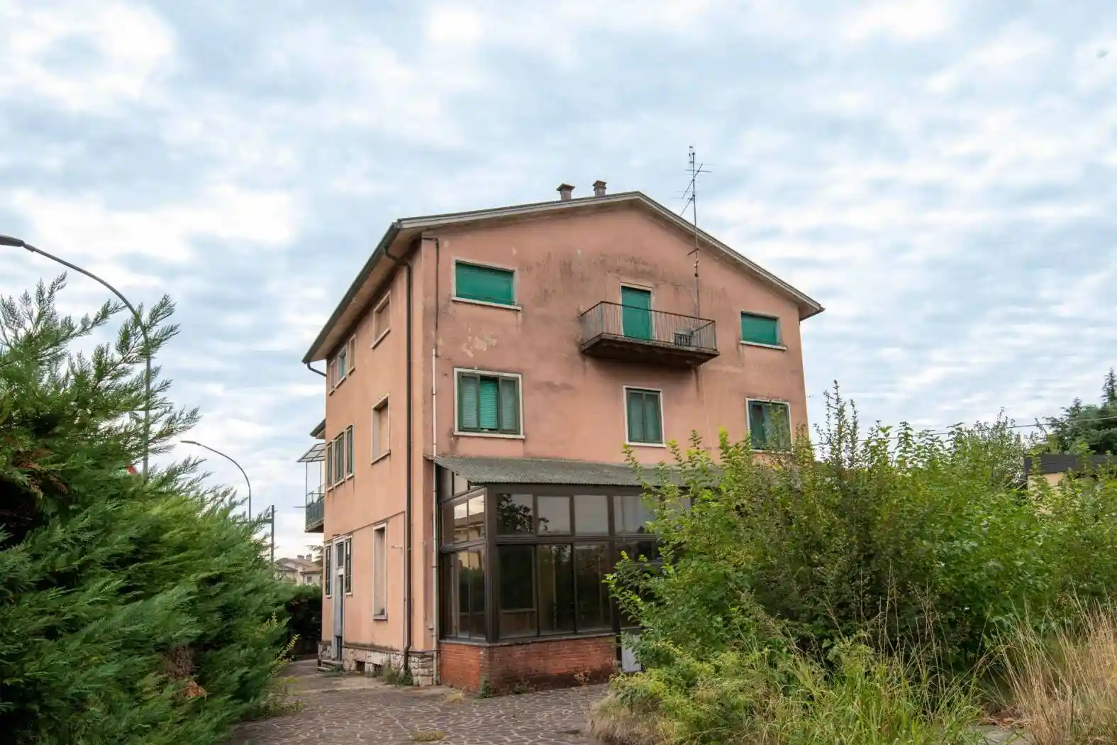 Casa indipendente in vendita a Verona