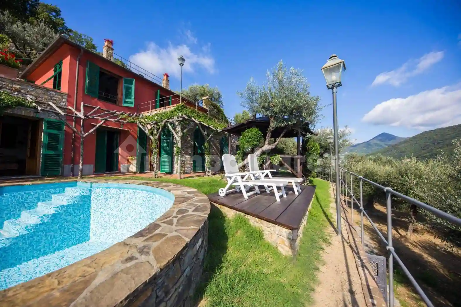 Villa - foto 2