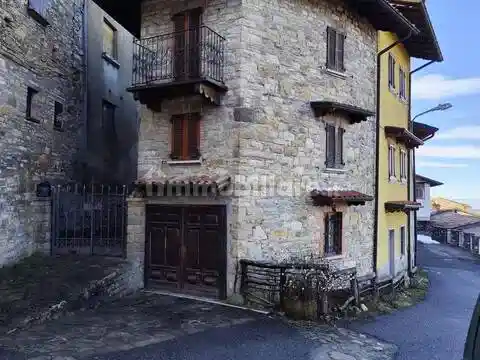 Villa in vendita a Romagnese