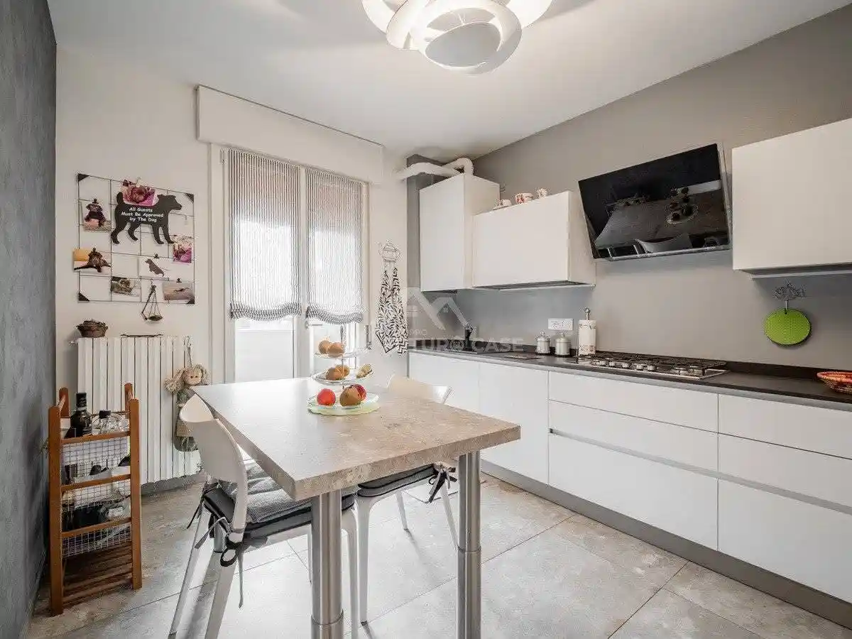 Appartamento in vendita a Reggio Emilia