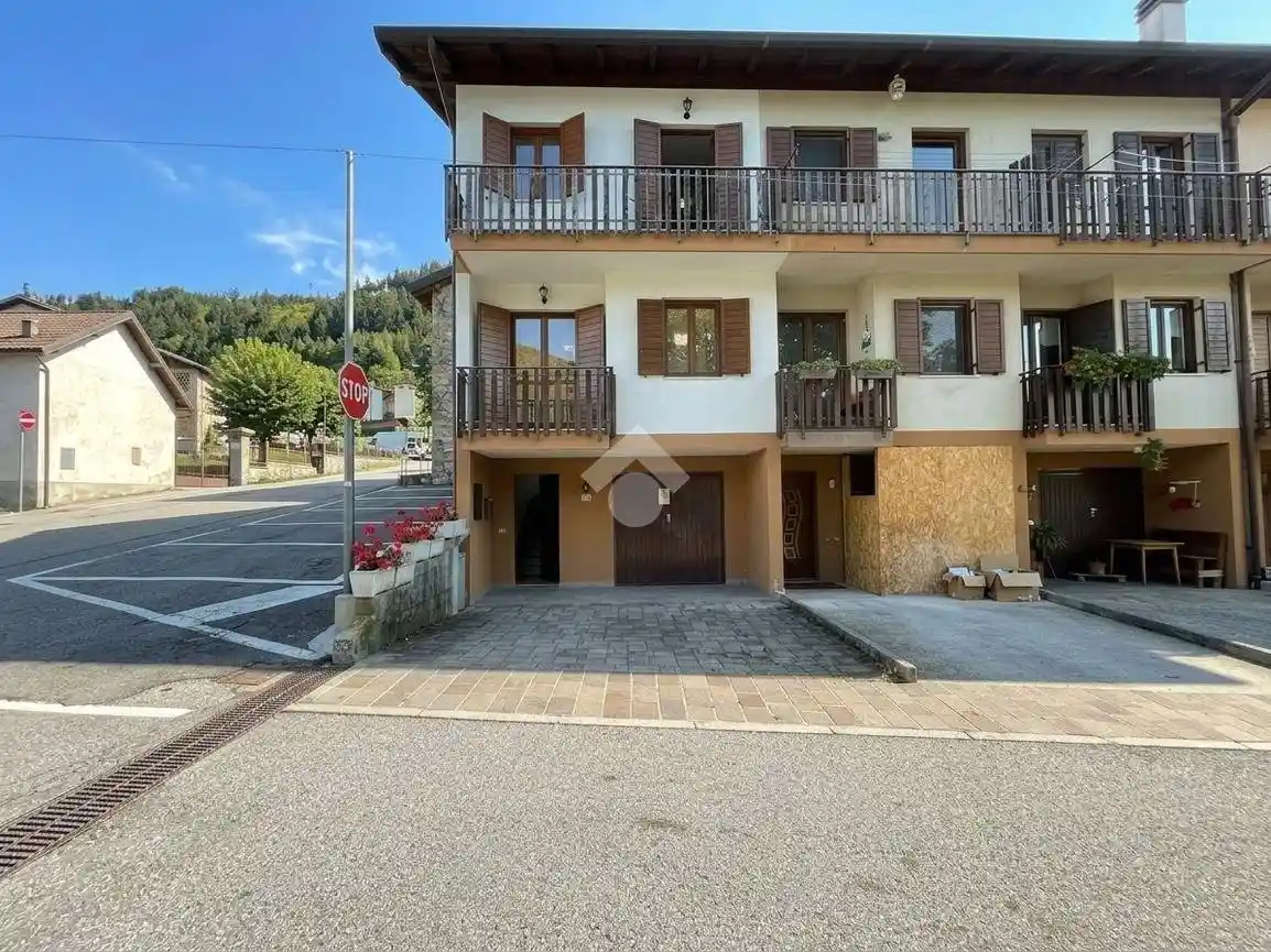 Villetta a schiera in vendita a Sutrio
