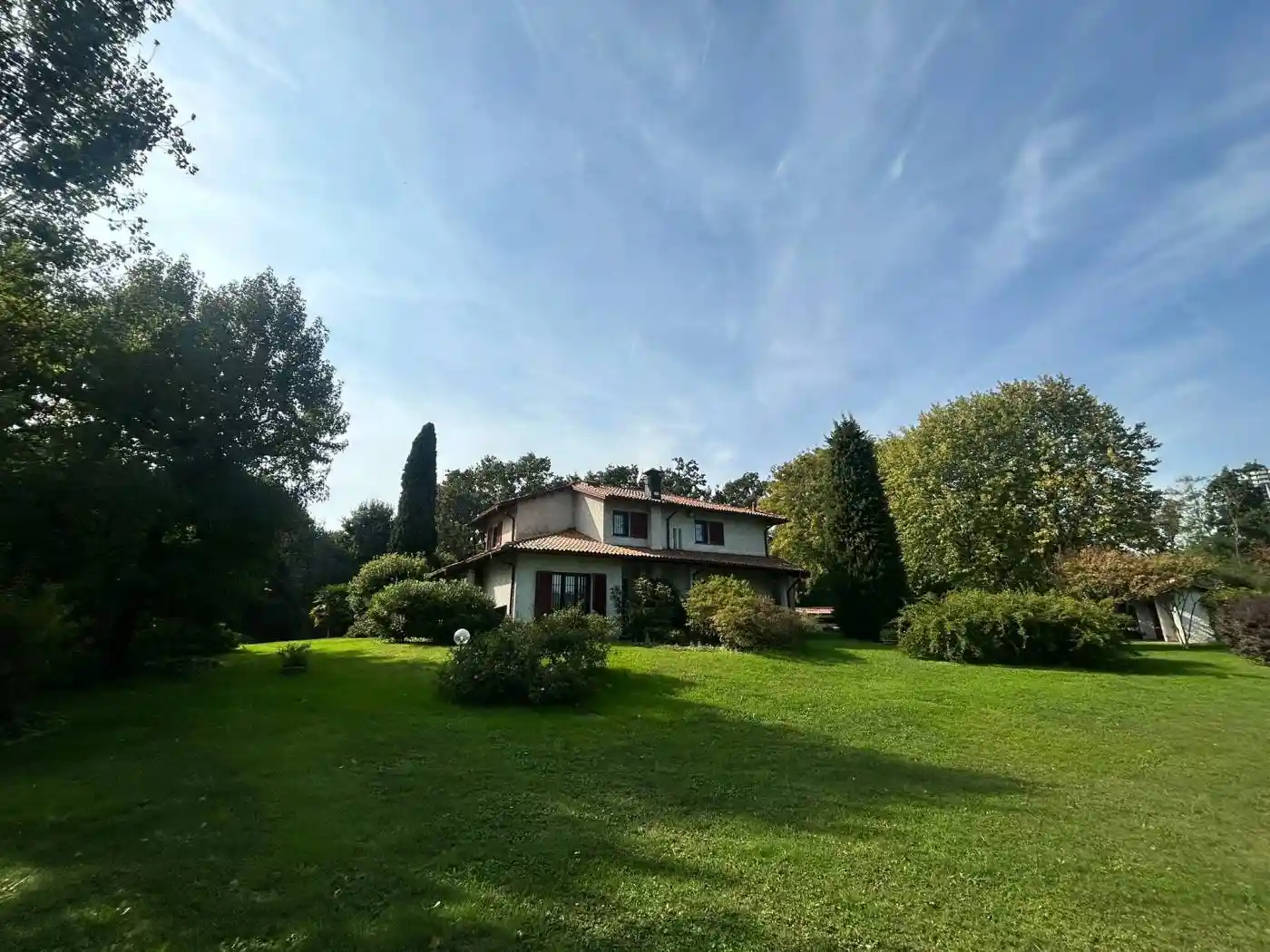 Villa in vendita a Fenegrò