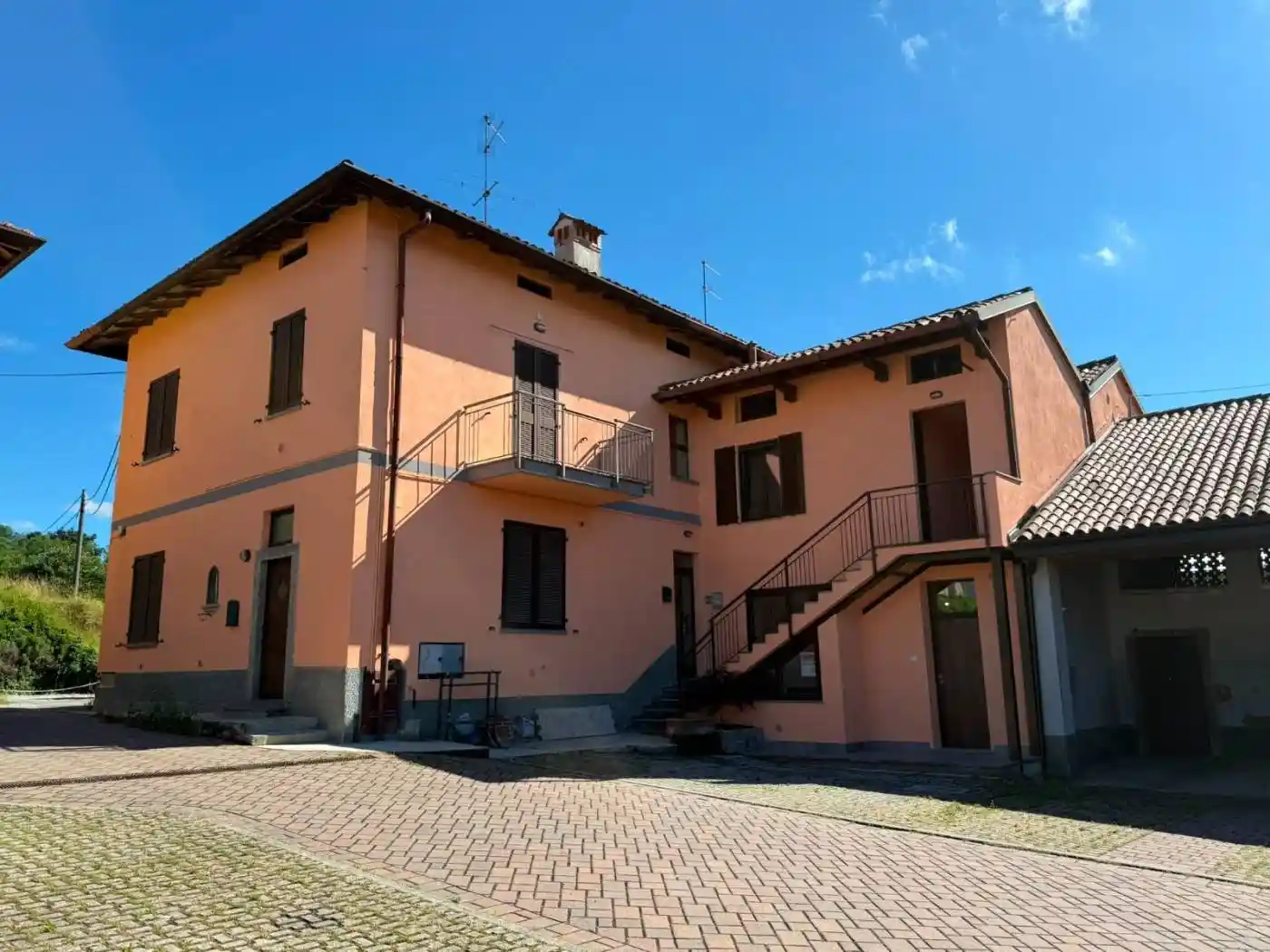 Appartamento in vendita a Besana in Brianza