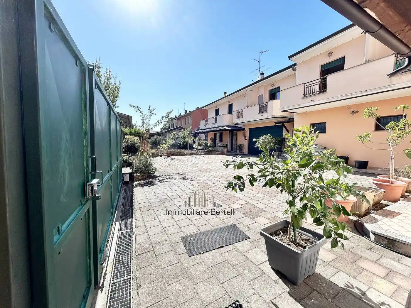Villa in vendita a Dorno
