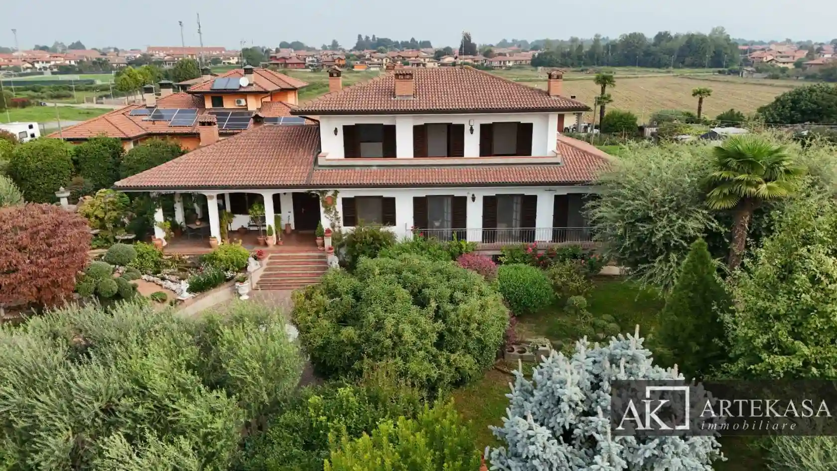 Villa - foto 2