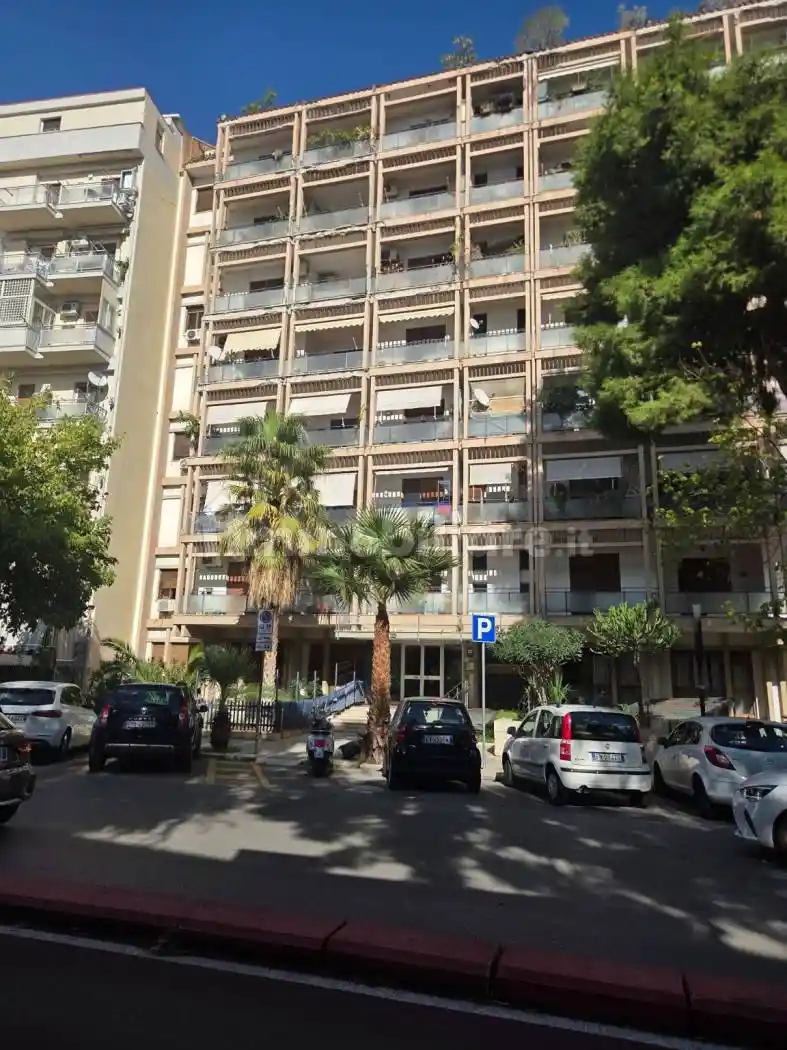 Appartamento in vendita a Palermo