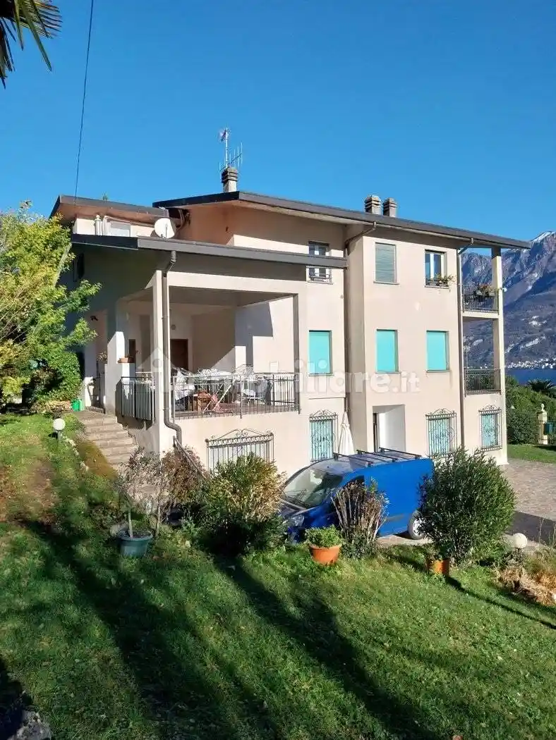 Appartamento in vendita a Oliveto Lario