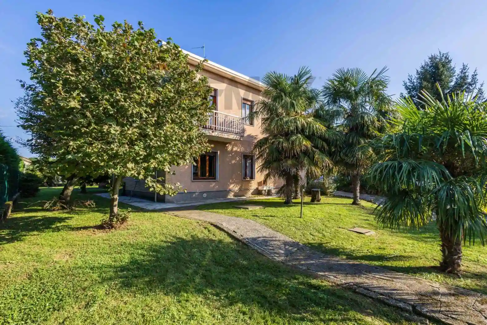 Villa - foto 2