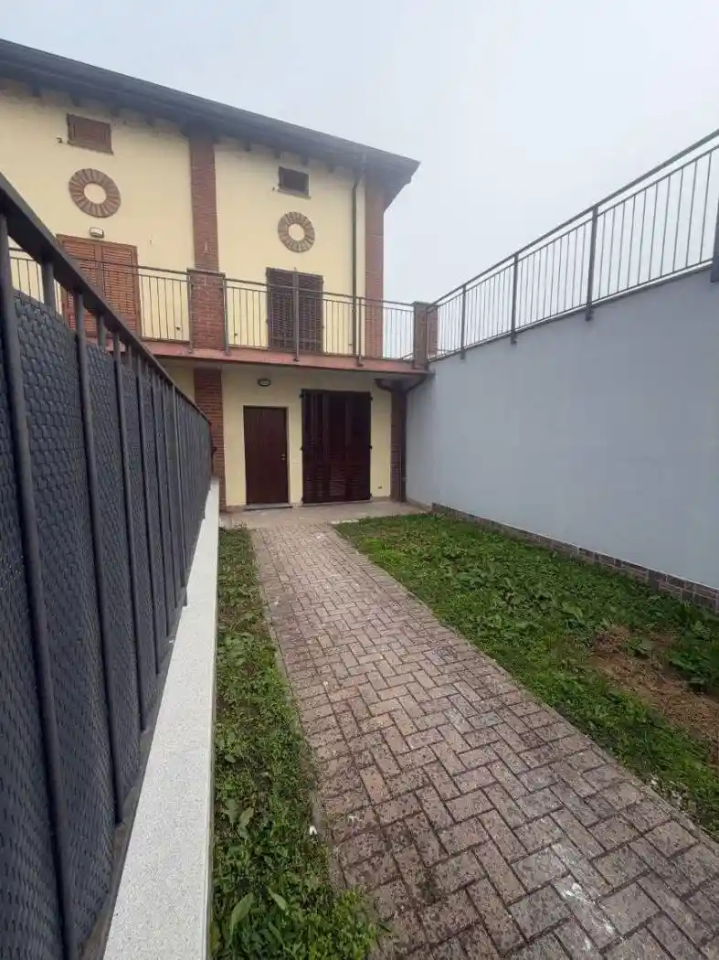 Villetta a schiera in vendita a Bereguardo