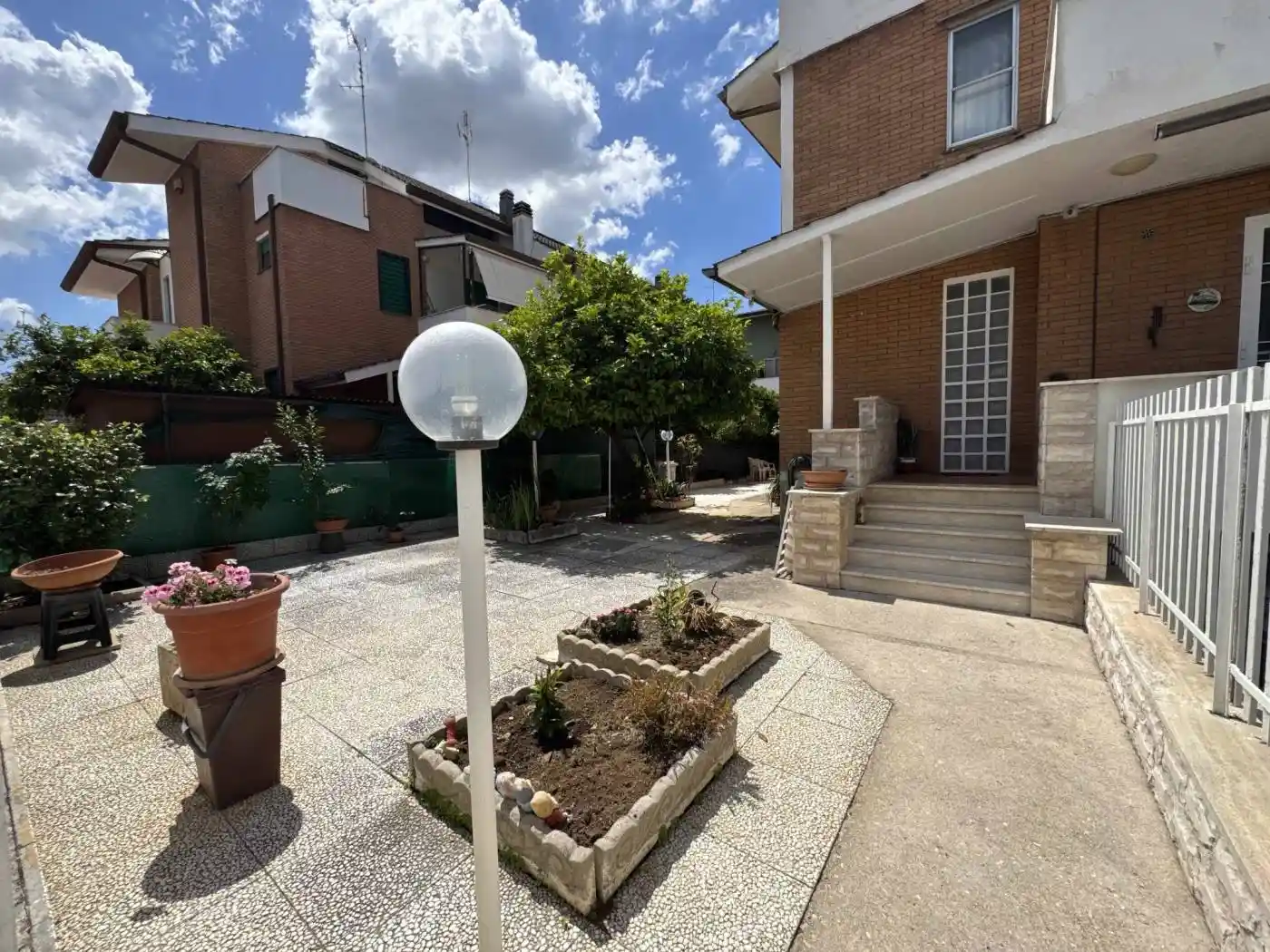 Villa in vendita a Latina
