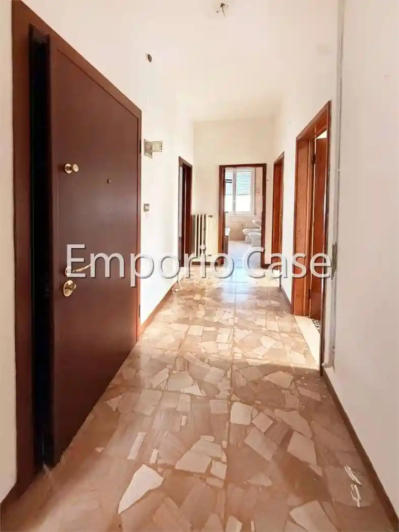 Appartamento in vendita a Modena