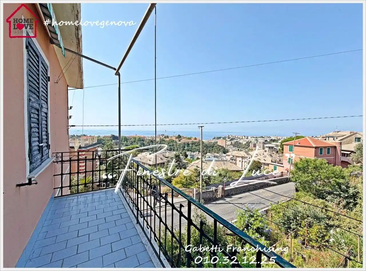 Appartamento in vendita a Genova