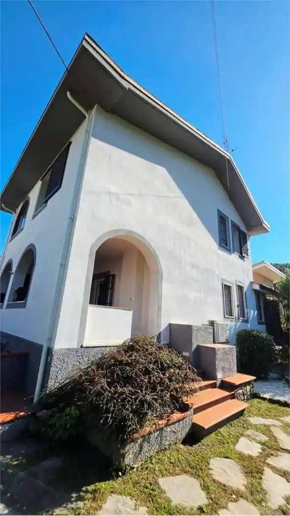 Villa in vendita a Ameglia