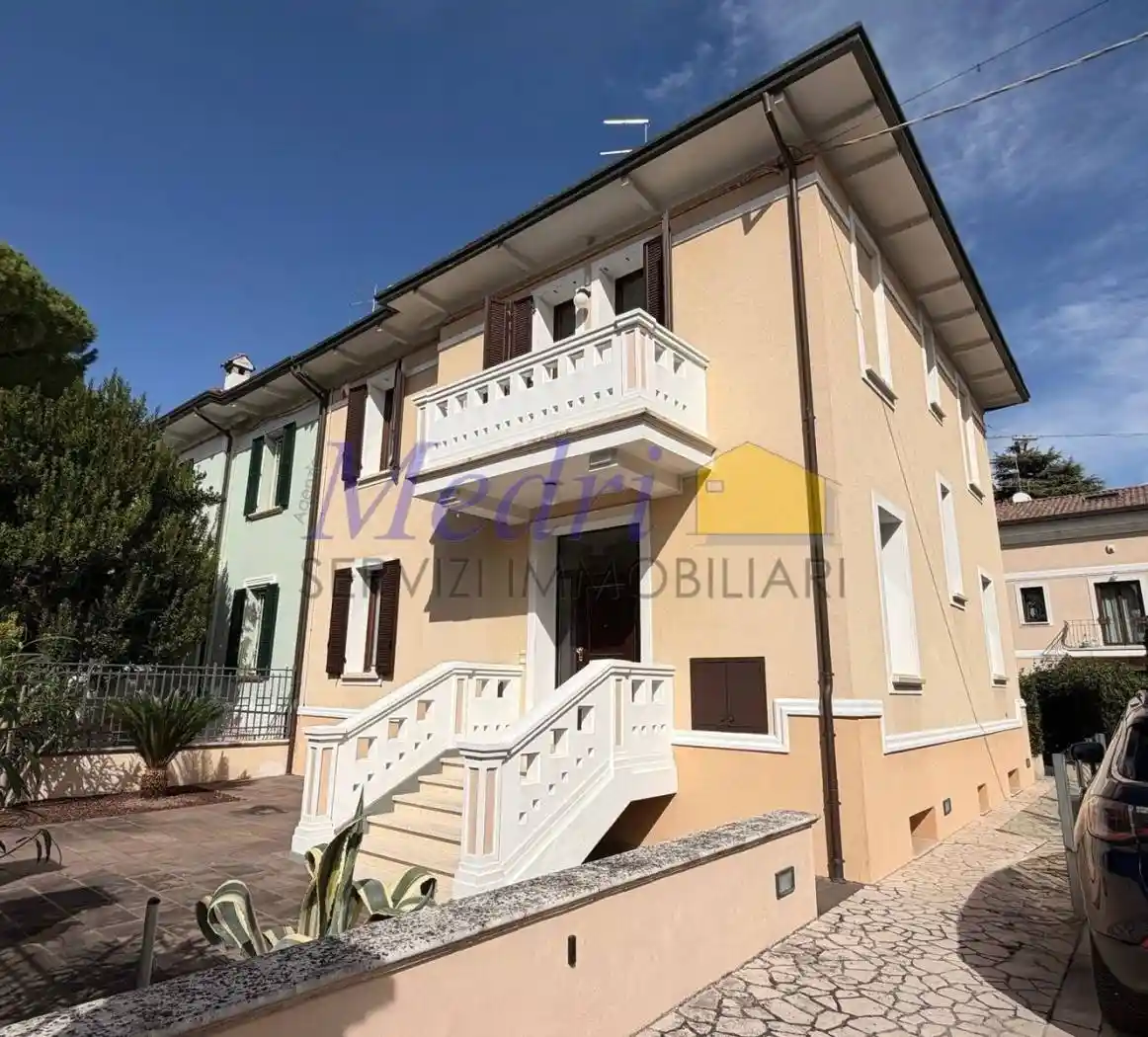 Villa in vendita a Cesena