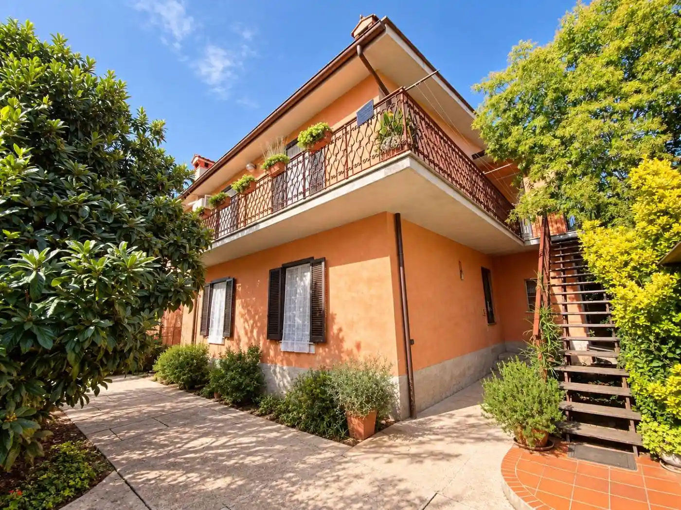 Villa in vendita a Fara in Sabina