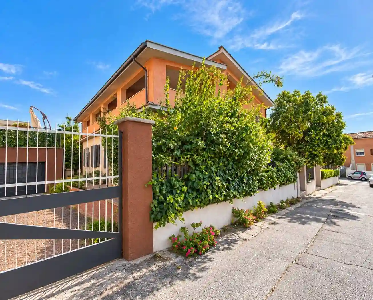 Villa - foto 2