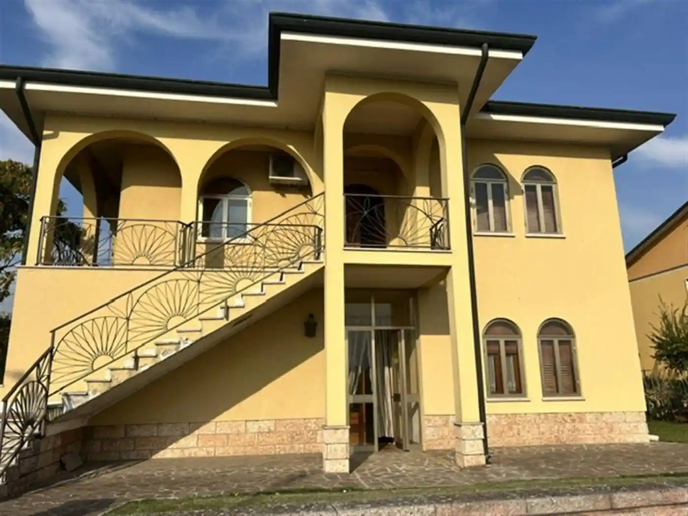 Villa in vendita a Rodigo