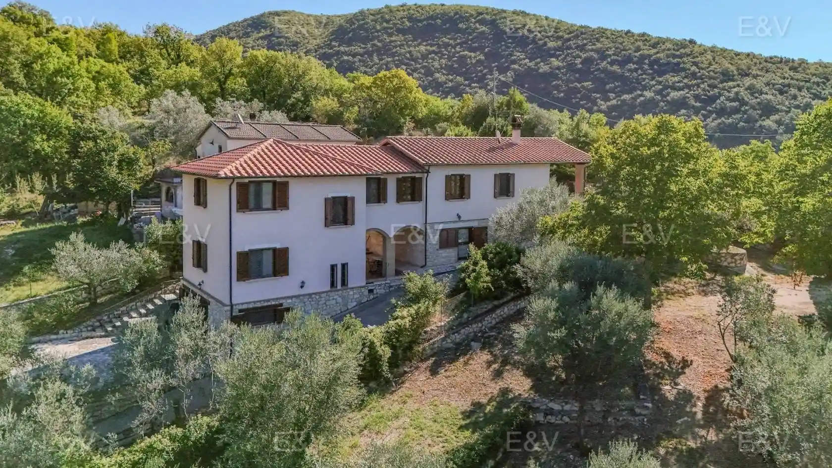 Villa in vendita a Arrone