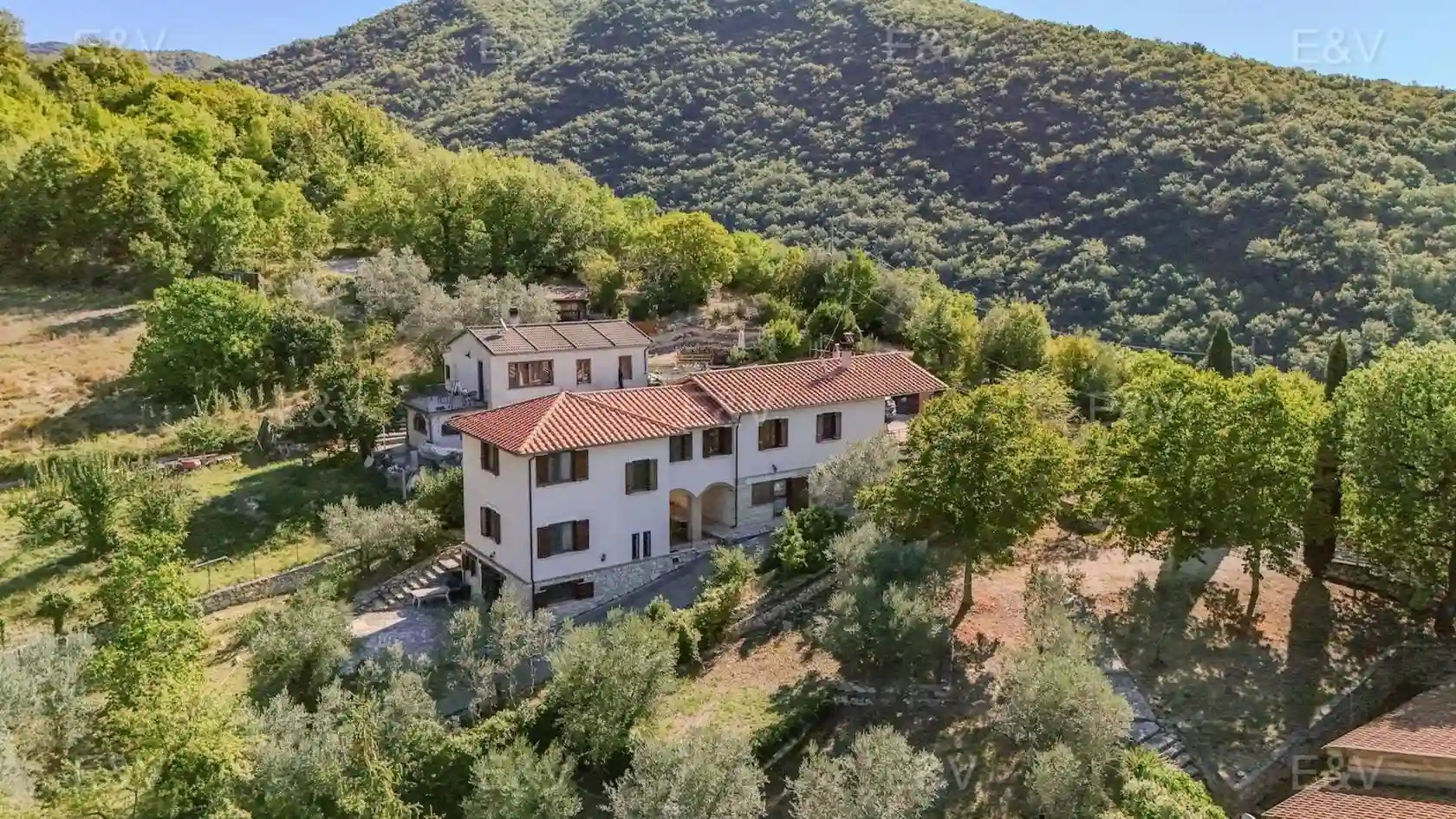 Villa - foto 2