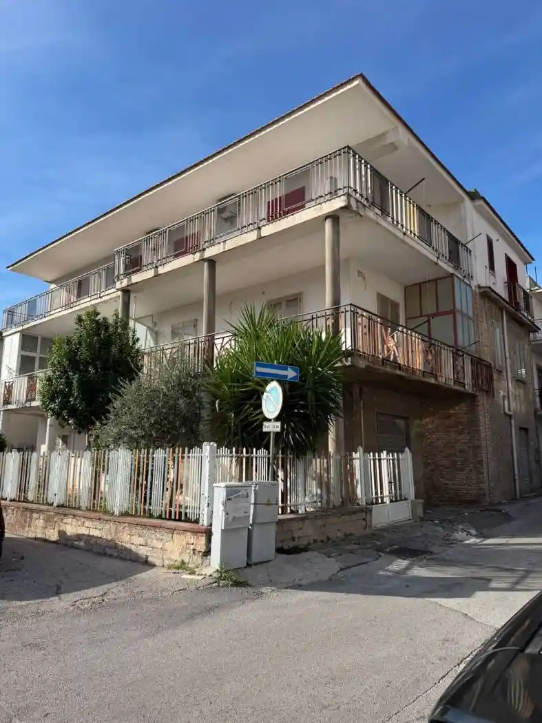 Appartamento in vendita a Avella