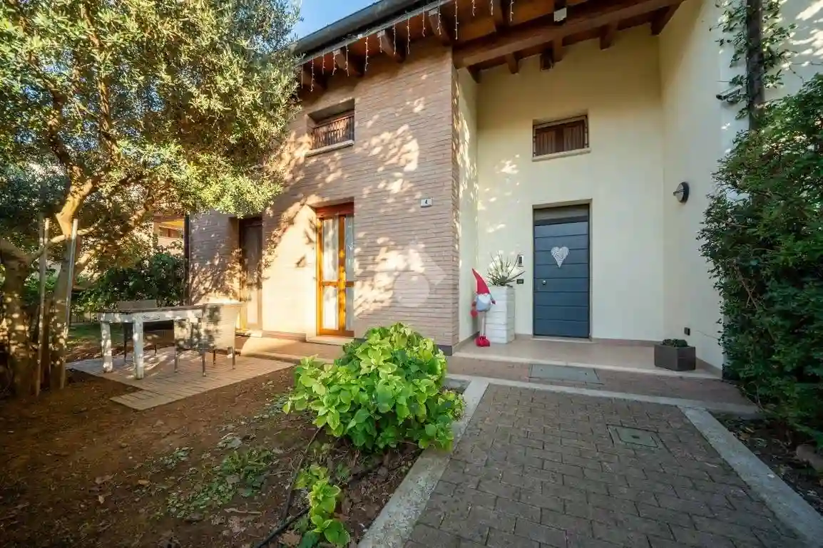Villetta a schiera - foto 2