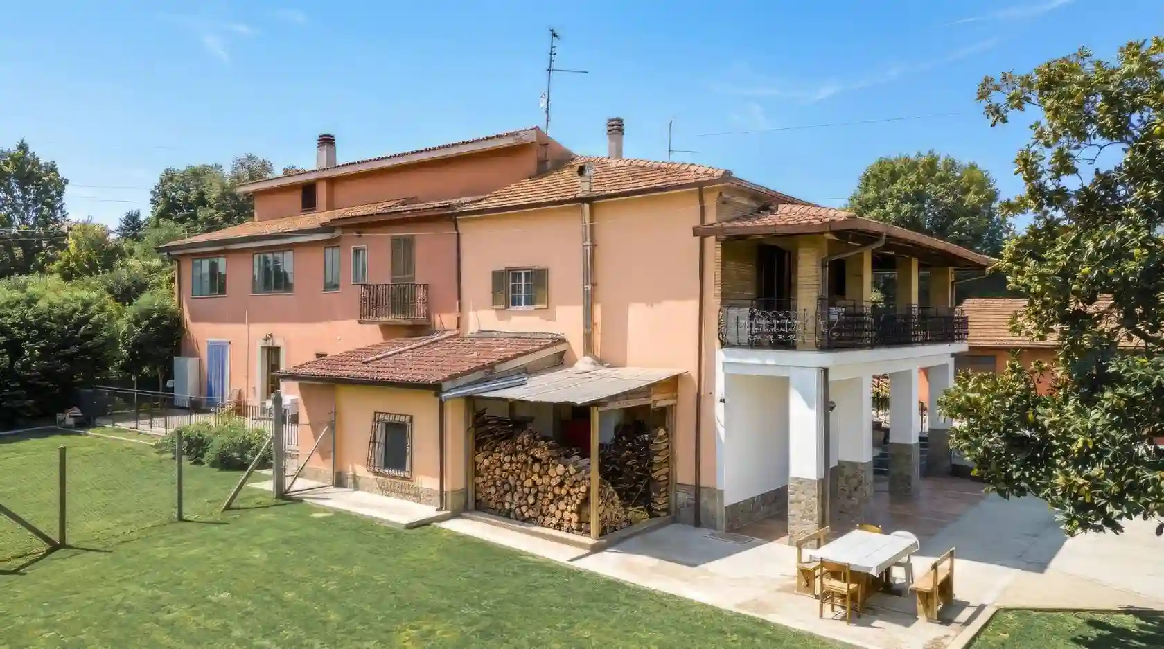 Villa - foto 2