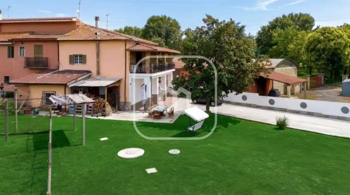 Villa in vendita a Zagarolo