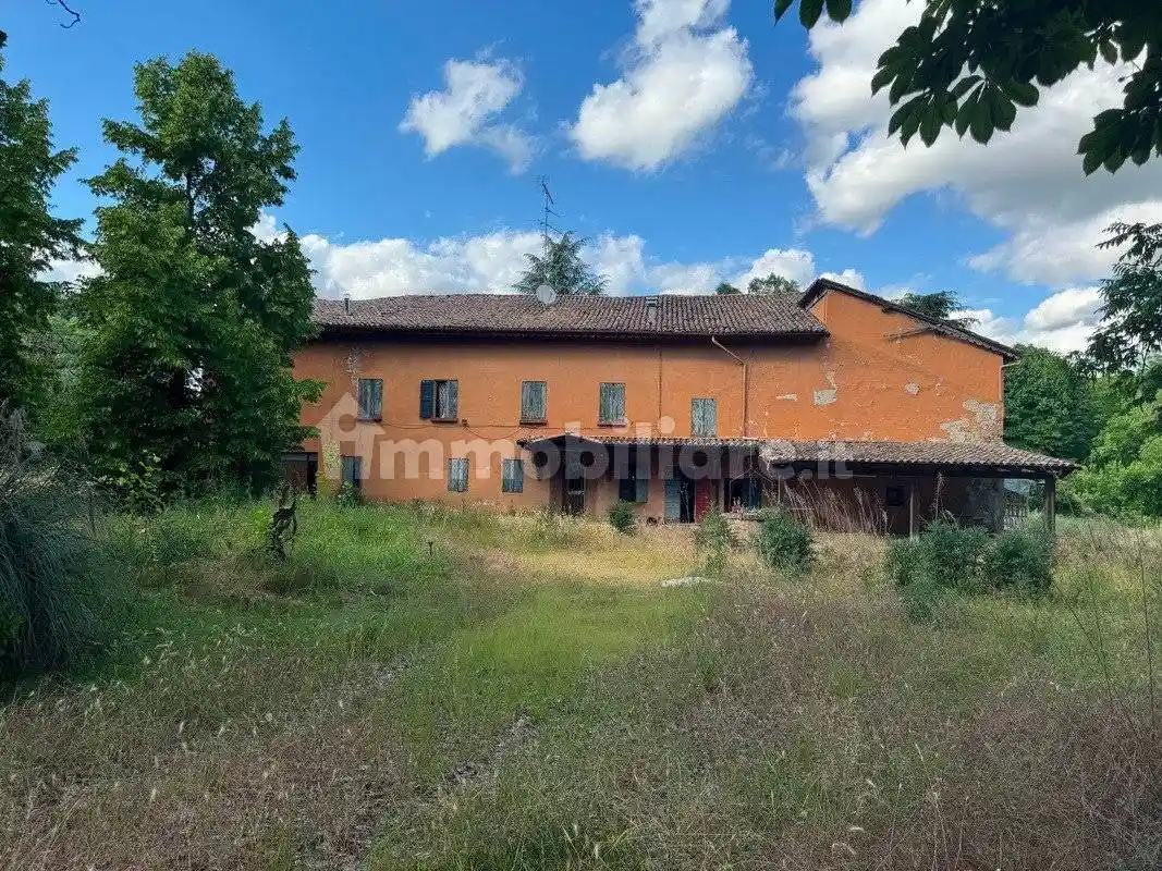 Rustico - Casale in vendita a Scandiano