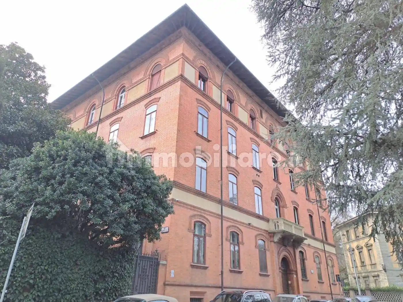Appartamento in vendita a Bologna