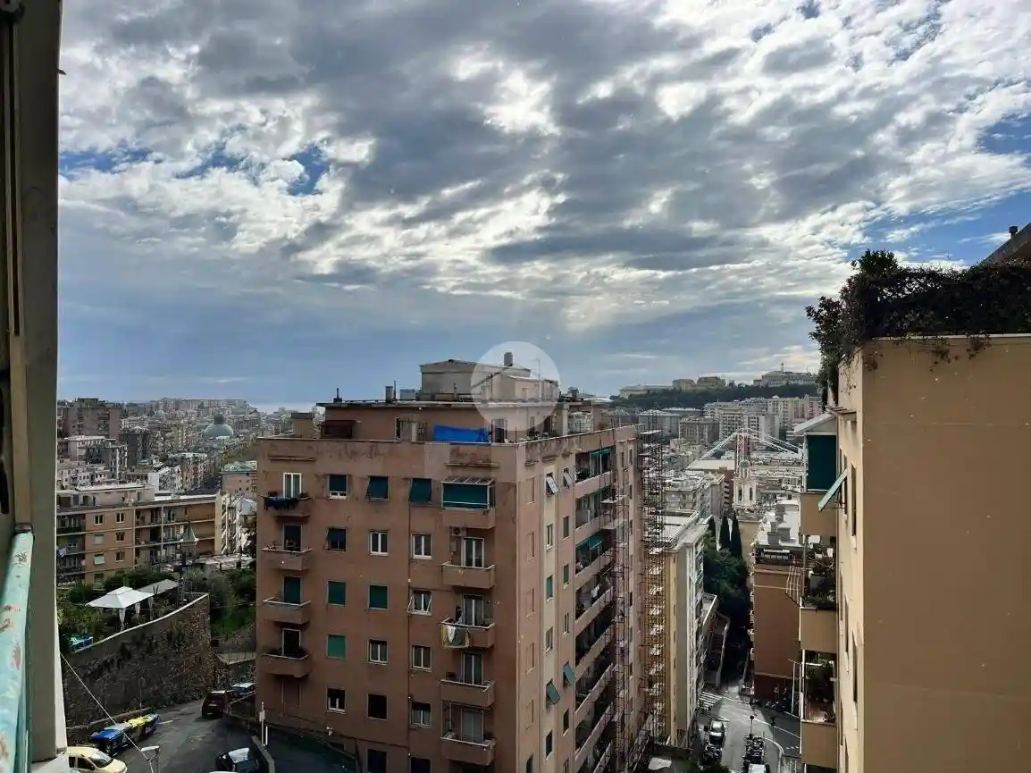 Appartamento in vendita a Genova