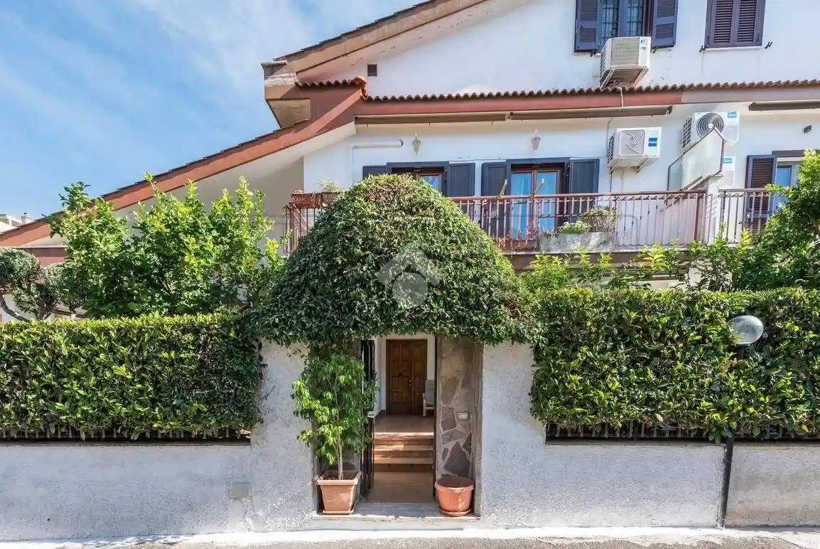 Villa in vendita a Ciampino