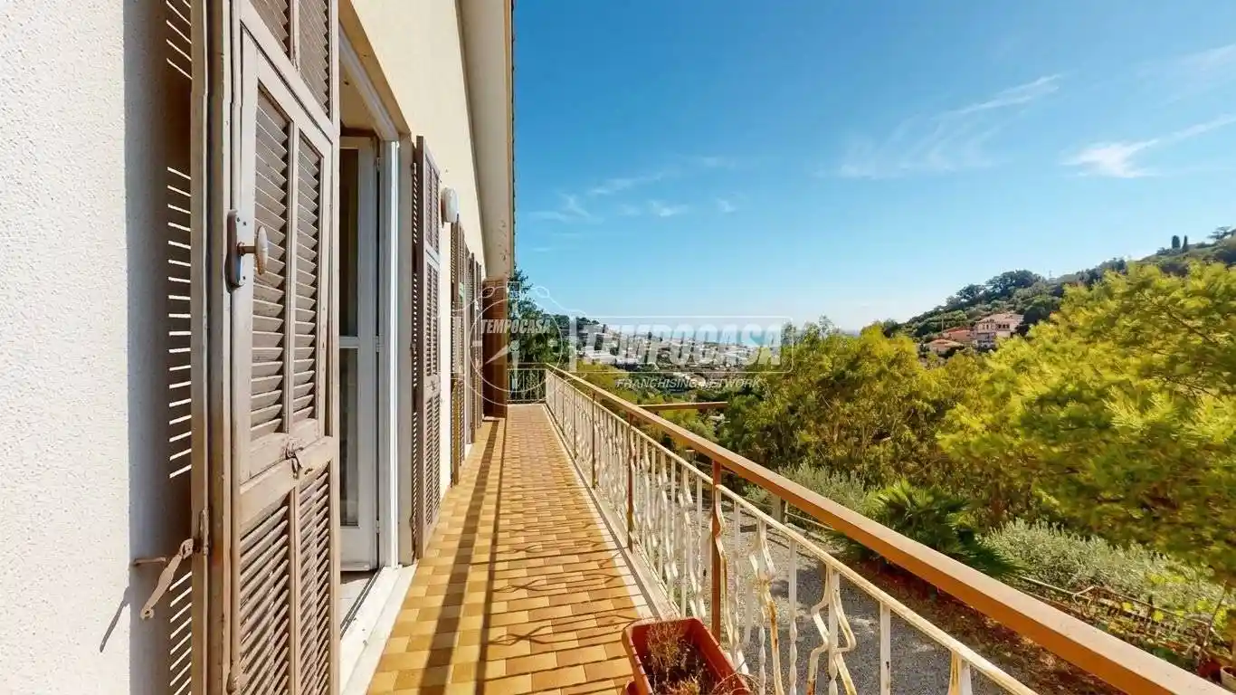 Villa in vendita a Sanremo