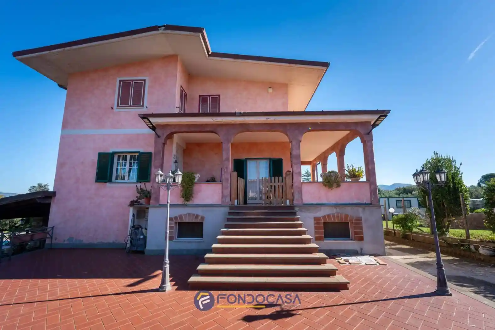 Villa in vendita a Zagarolo