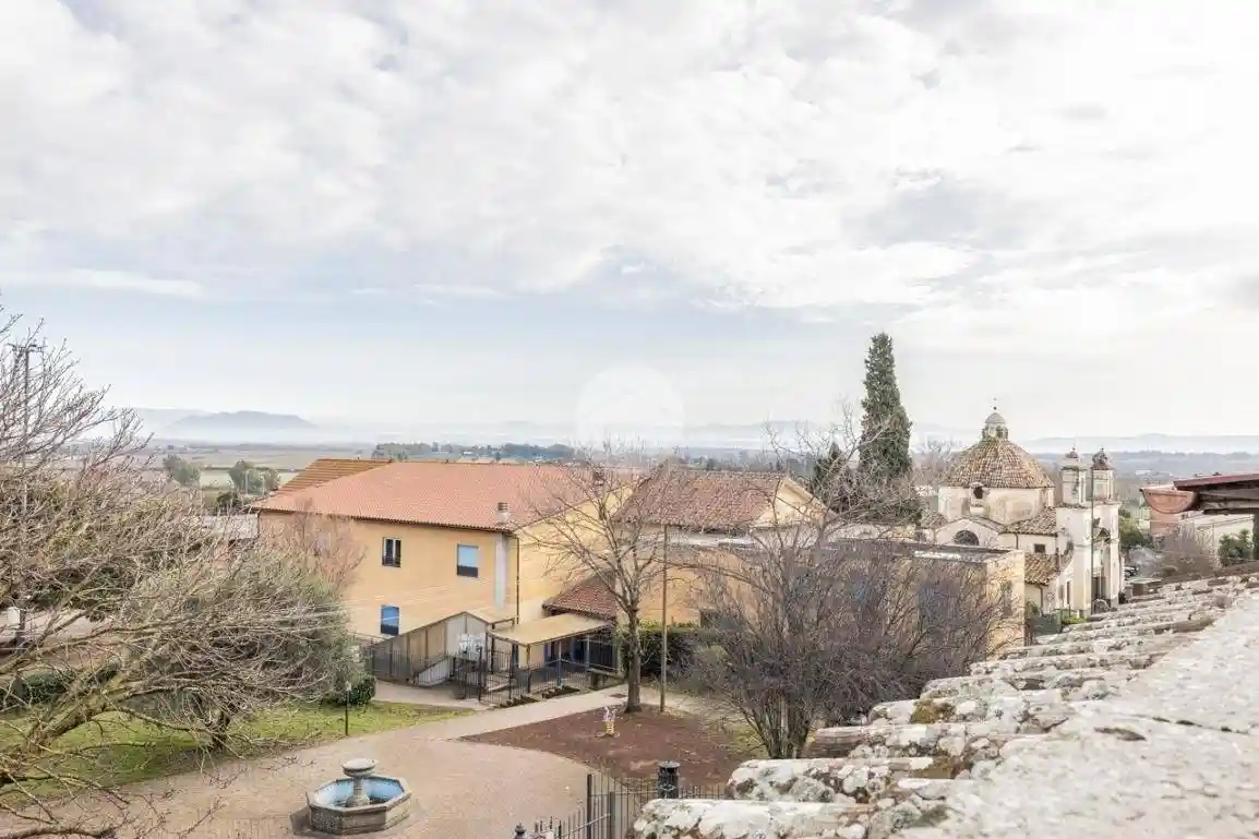 Appartamento in vendita a Monterosi