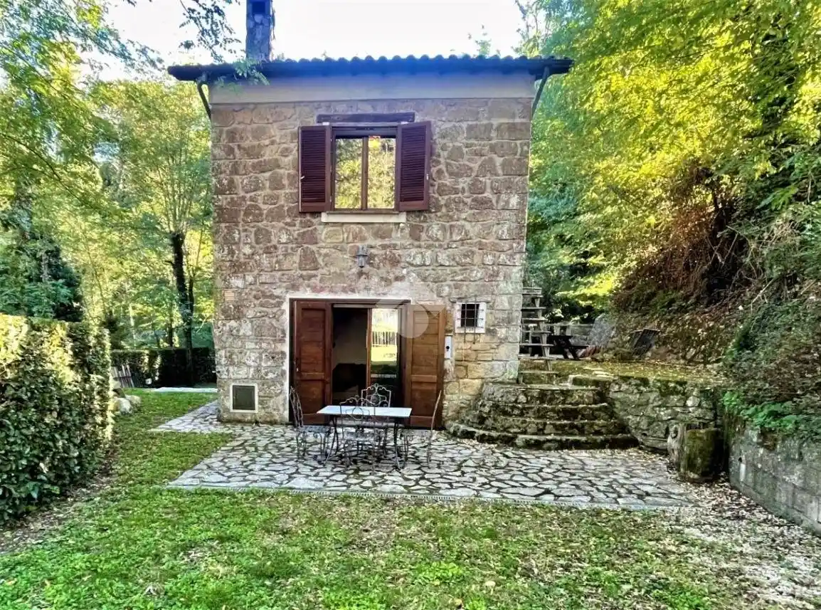 Rustico - Casale in vendita a Valentano