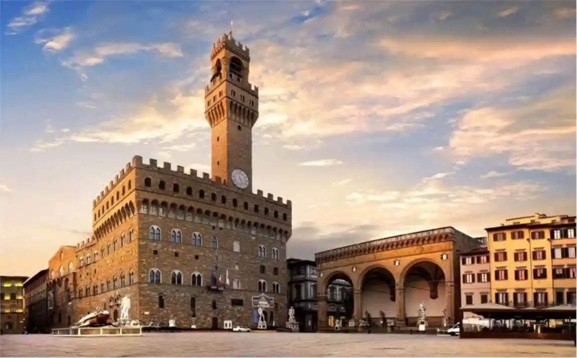 Palazzo - Edificio in vendita a Firenze