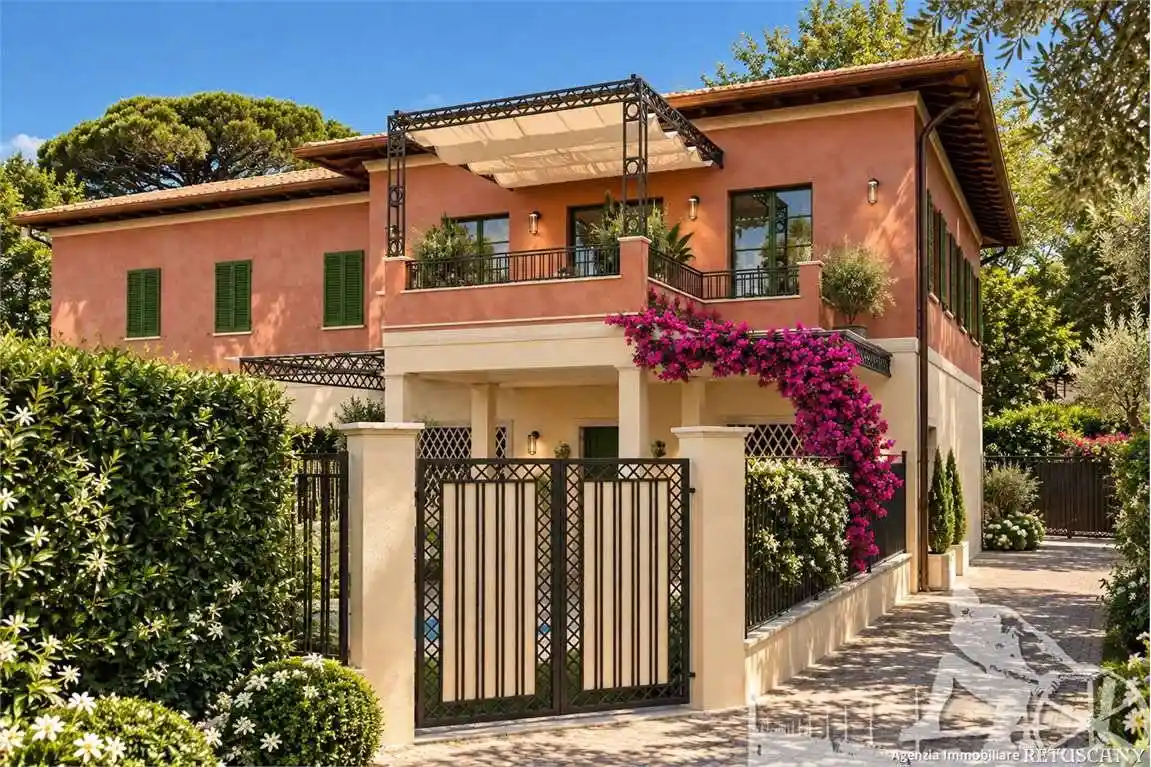 Villa in vendita a Forte dei Marmi