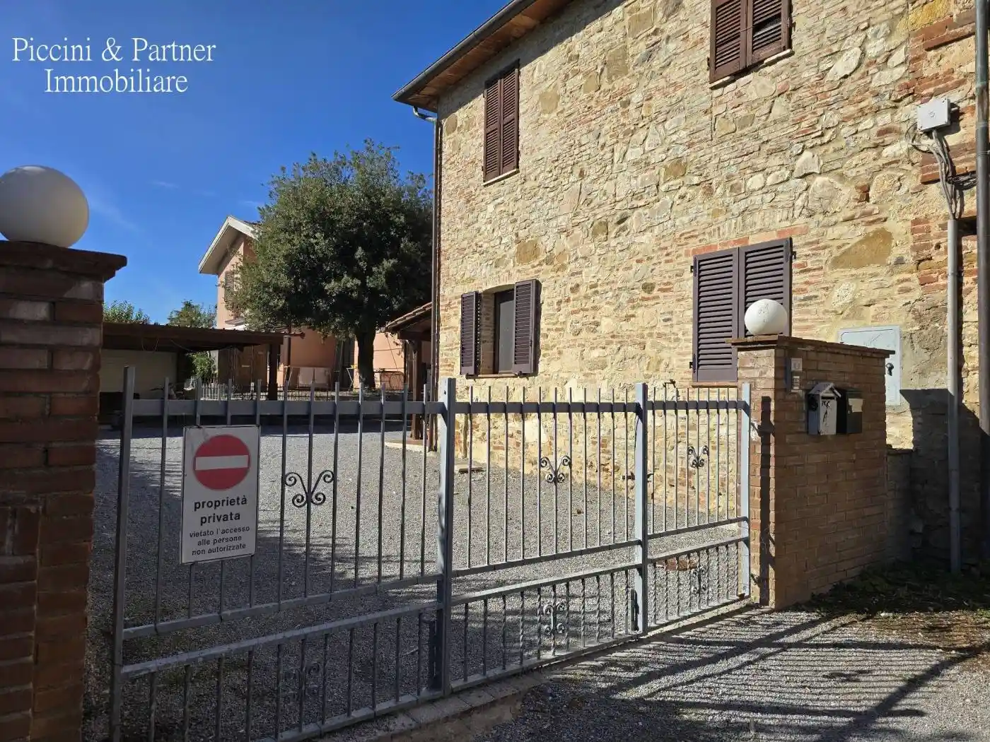 Rustico - Casale in vendita a Castiglione del Lago