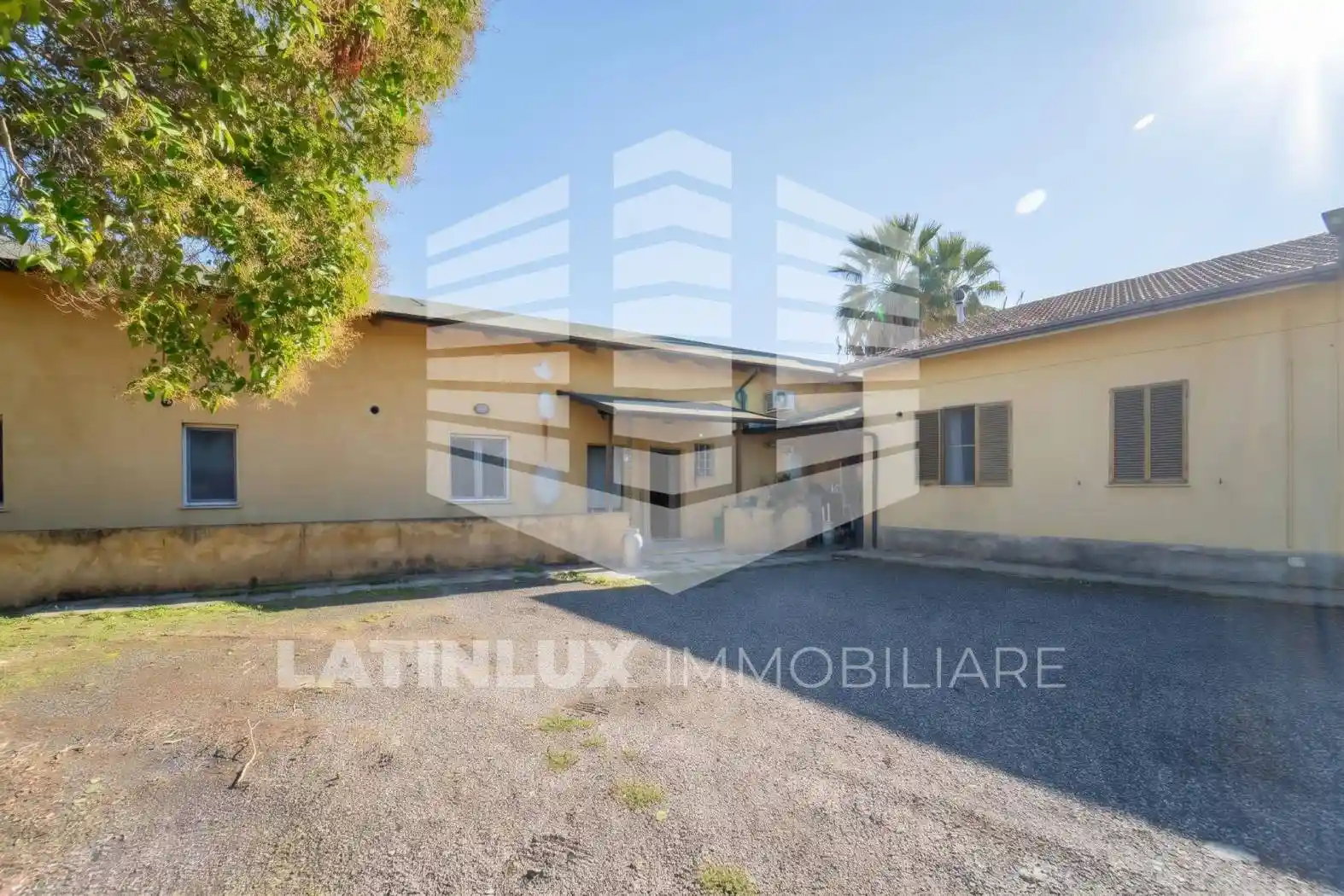 Villa in vendita a Latina